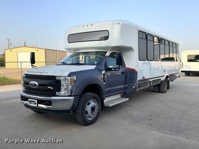 2020 Eldorado Ford F550 Super Duty Shuttle Bus