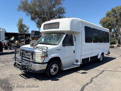 2012 Ford E450 Shuttle Bus
