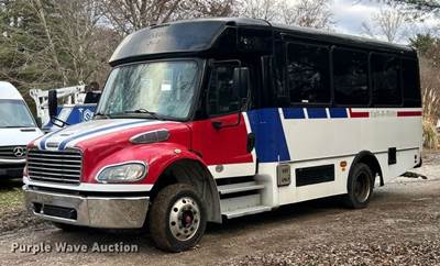2015 Freightliner M2 Shuttle Bus