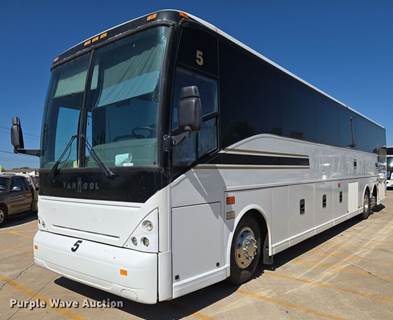 2005 Van Hool C2045 Coach Bus