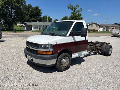 2014 Chevrolet Express 4500 Van Cab And Chassis