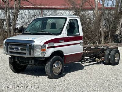 2016 Ford E450 Super Duty Van Cab And Chassis