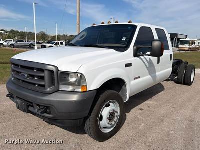 2004 Ford F450 Super Duty Crew Cab Truck Cab And Chassis
