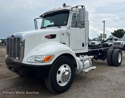 2015 Peterbilt 337 Truck Cab And Chassis