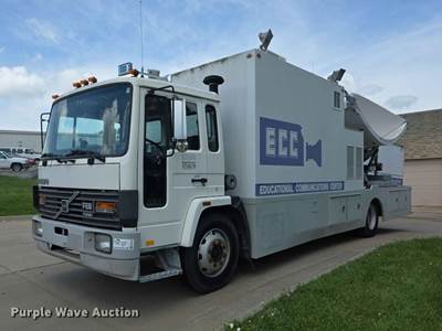 1990 Volvo FE613 Satellite Communication Truck