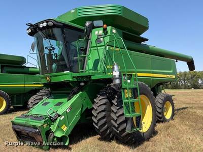 2010 John Deere 9870 STS Combine