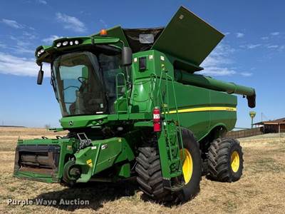 2012 John Deere S680 Combine