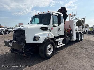 2013 Freightliner 114SD Crane Truck
