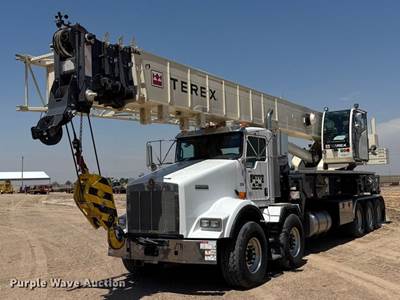 2016 Kenworth T800 Crane Truck