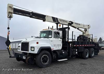 1996 Mack RD688S Crane Truck