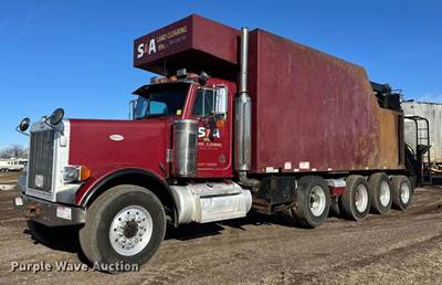 1997 Peterbilt 379 Grapple Crane Truck