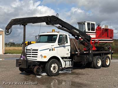 2000 Sterling L7500 Grapple Truck