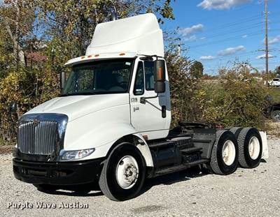 2007 International 8600 Sba Semi Truck