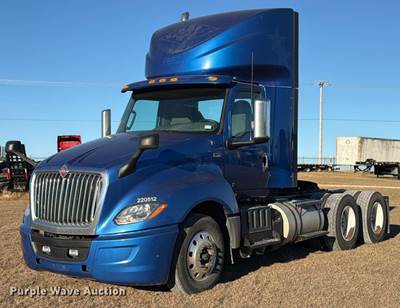 2020 International LT625 Semi Truck
