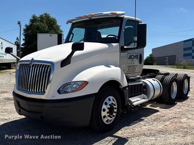 2019 International LT625 Semi Truck