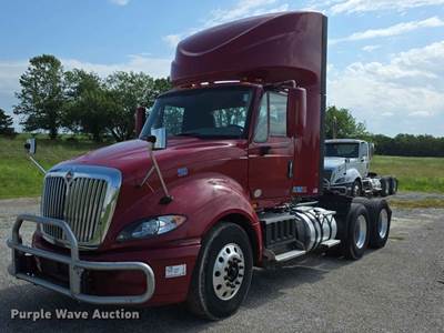 2016 International Prostar 122 Semi Truck