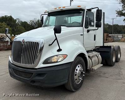 2013 International Prostar+ 122 Semi Truck
