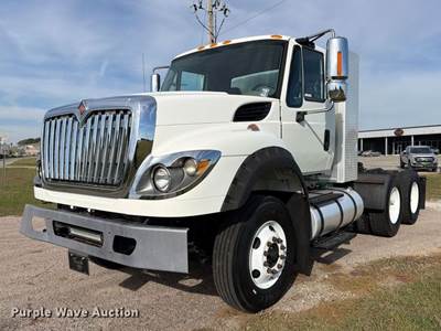 2017 International SF667 Semi Truck