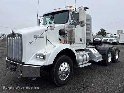 2019 Kenworth Glider Kit Semi Truck