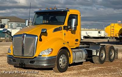 2022 Kenworth T680 Semi Truck
