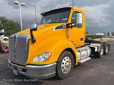 2021 Kenworth T680 Semi Truck
