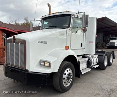 2016 Kenworth T800 Semi Truck