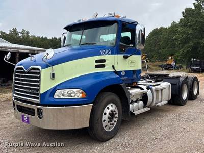 2014 Mack Cxu Semi Truck