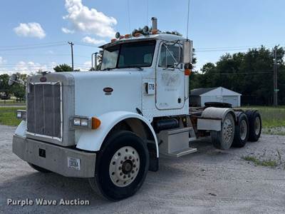 1993 Peterbilt 357 Semi Truck