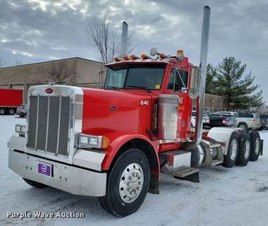 1987 Peterbilt 359 Semi Truck