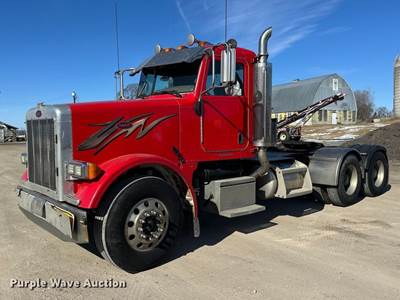 2007 Peterbilt 378 Semi Truck