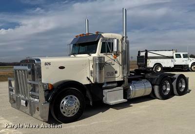 2004 Peterbuilt 379 Glider Kit Semi Truck