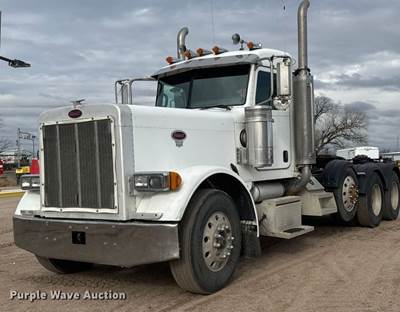 2006 Peterbilt 379 Semi Truck