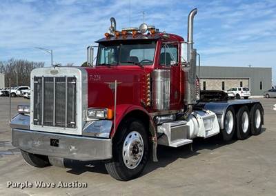 1997 Peterbilt 379 Semi Truck