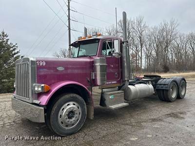 1999 Peterbilt 379 Semi Truck