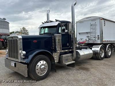 1989 Peterbilt 379 Semi Truck