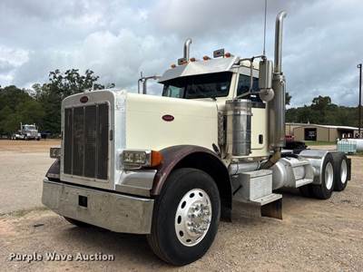 2007 Peterbilt 379 Semi Truck