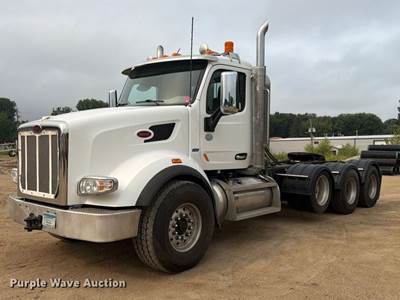 2019 Peterbilt 567 Semi Truck