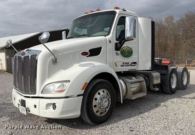 2019 Peterbilt 579 Semi Truck