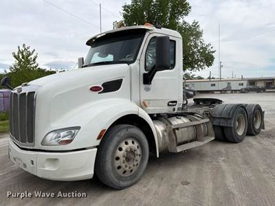 2018 Peterbilt 579 Semi Truck