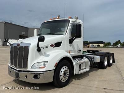 2018 Peterbilt 579 Semi Truck