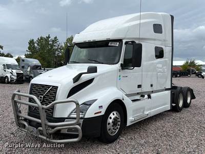 2023 Volvo VNL Semi Truck