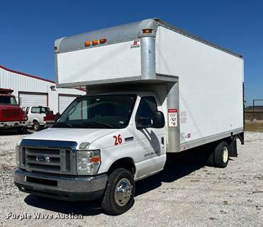 2012 Ford E450 Box Truck