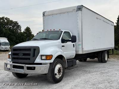 2012 Ford F750 Box Truck