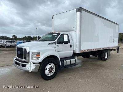 2019 Ford F750 Super Duty Box Truck