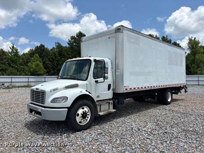 2016 Freightliner Business Class M2 Box Truck