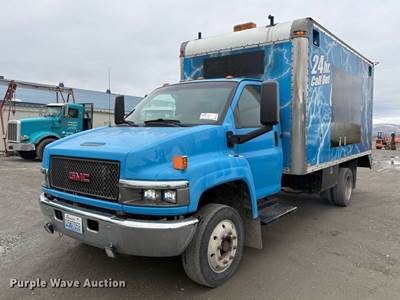 2008 GMC C4 Box Truck