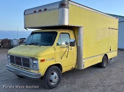 1989 GMC Vandura 3500 Box Truck