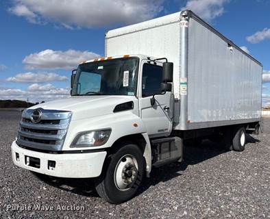 2020 Hino 230 Box Truck