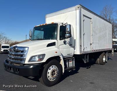 2018 Hino 268 Box Truck