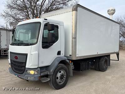2015 Peterbilt 220 Box Truck